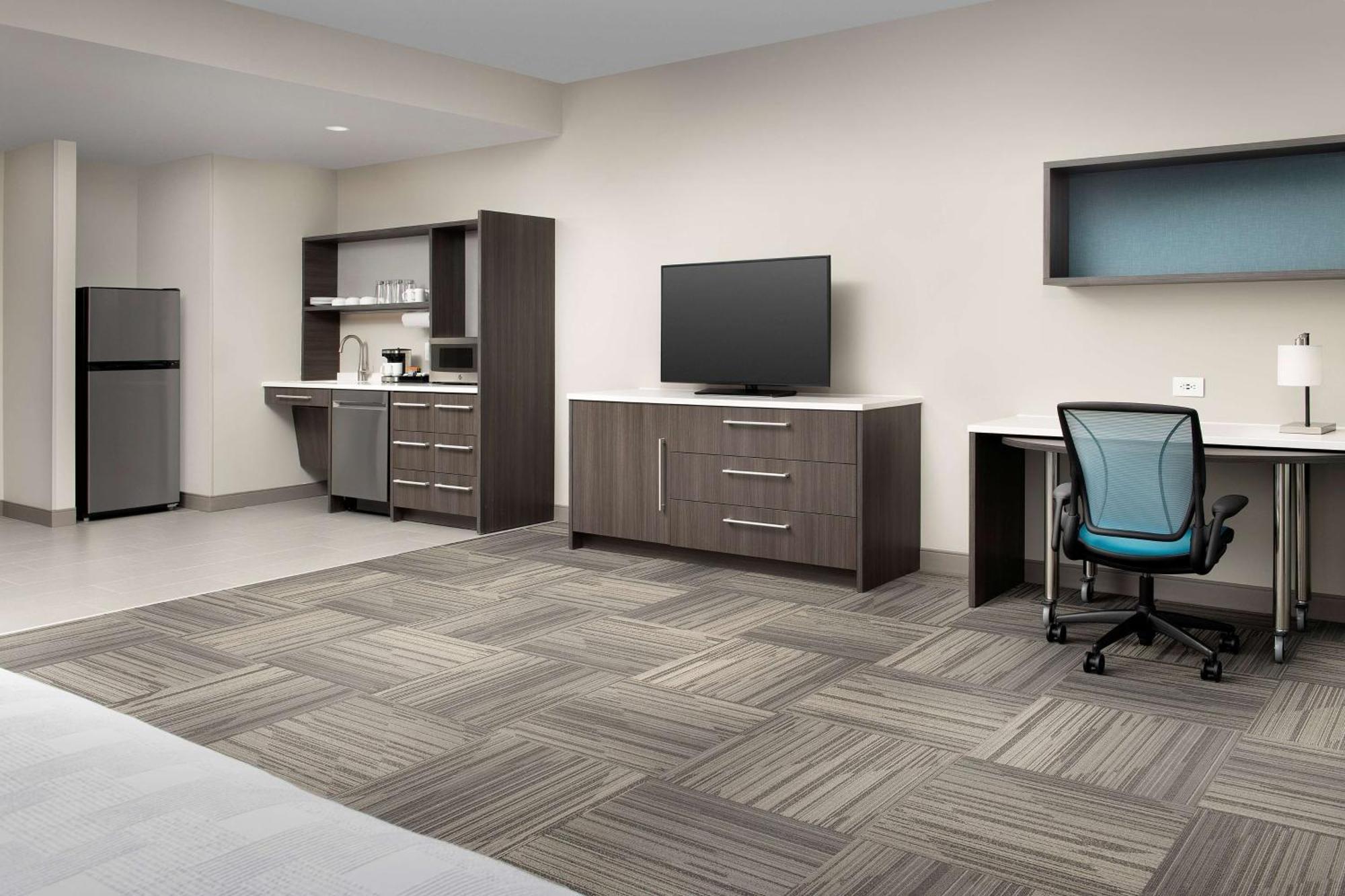 Home2 Suites By Hilton Denver Central Park Exterior photo